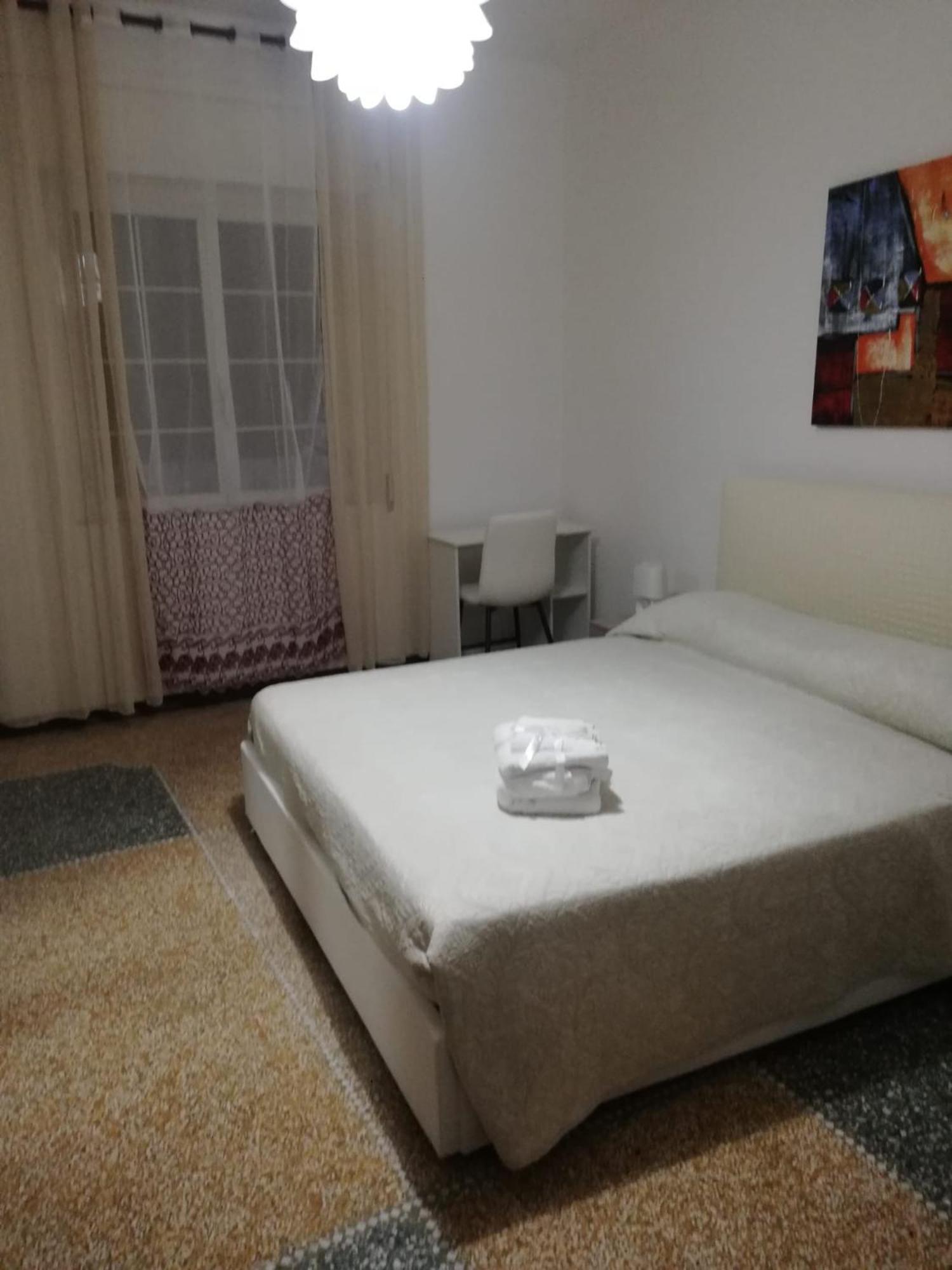 タラントLa Casa Di Annaアパートメント エクステリア 写真